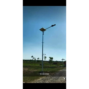 Solar street light pole 7 meters octa single arm Galvanish