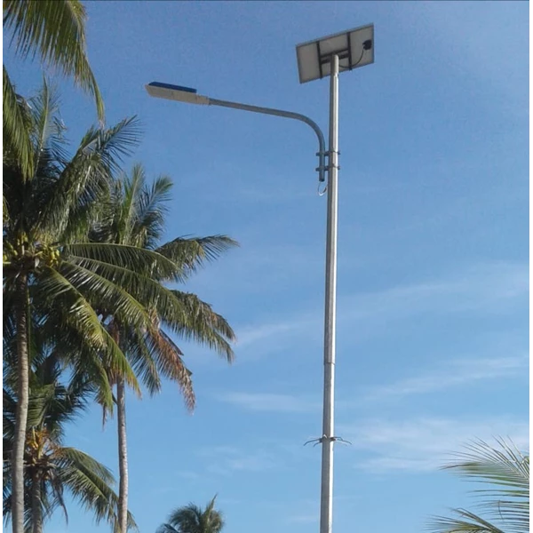 Solar Street Pole 7 meters Octa Single Arm Galvanish 