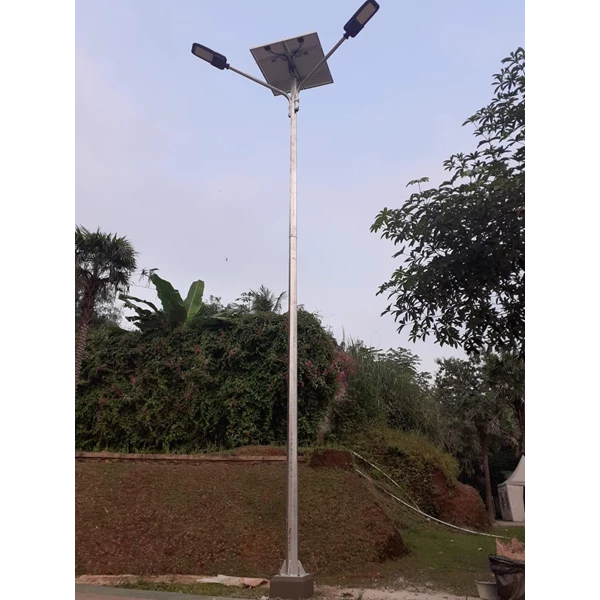 Lampu Jalan PJU Tenaga Surya Two in one Merk Solari Tipe SL TON 150watt Surabaya