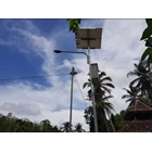 Tiang Lampu Tenaga Surya 7 meter Okta Single Arm lengkap bracket panel finshing Hot deep galvanish 1