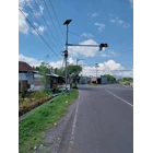 Tiang Traffic Light / Tiang Warning Light 8 meter Okta Siku L tenaga surya 3