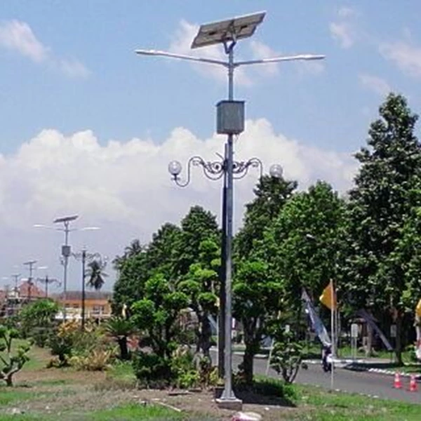 Solar Street Light/PJU Pole 9 Meters Double Arm 