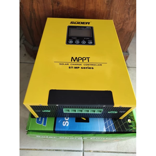MPPT Solar Charge Controller 100A Merk Suoer