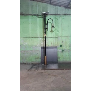 Tiang Lampu Taman Solar Cell