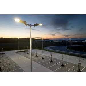 Tiang Lampu Jalan